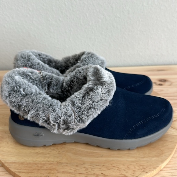 Skechers On-the-GO Joy Suede & Faux Fur Slip-Ons - Cozy Life - Picture 3 of 8